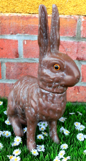 Osterhase in braun